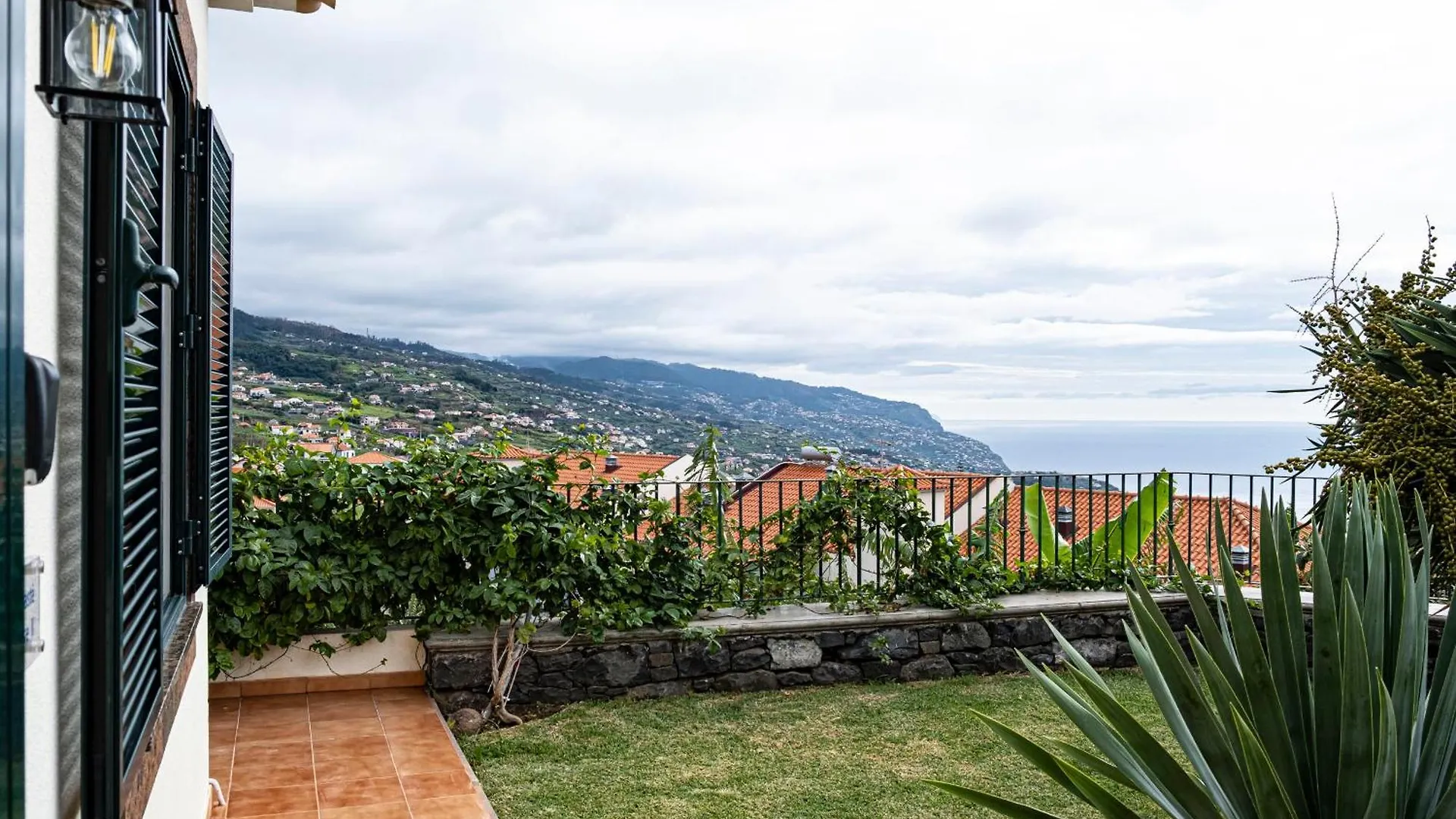 Namaste House II Lejlighed Funchal  Portugal